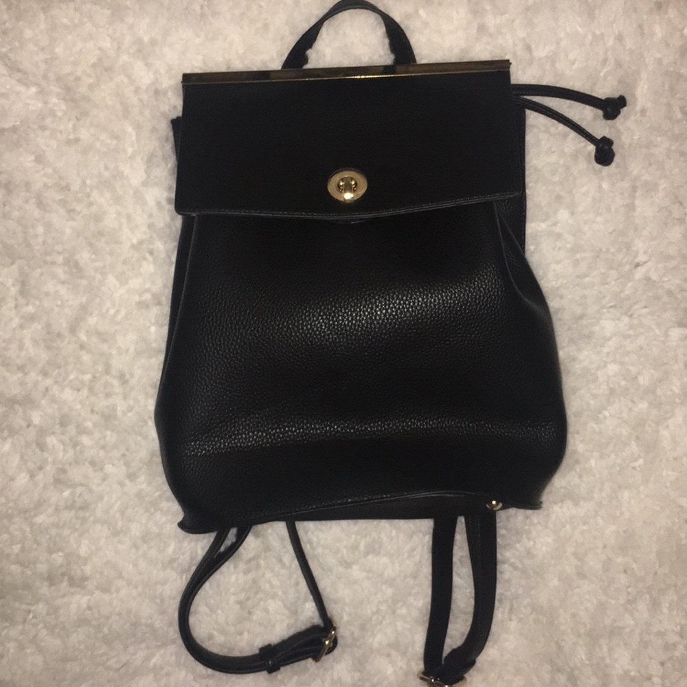Women’s faux leather backpack